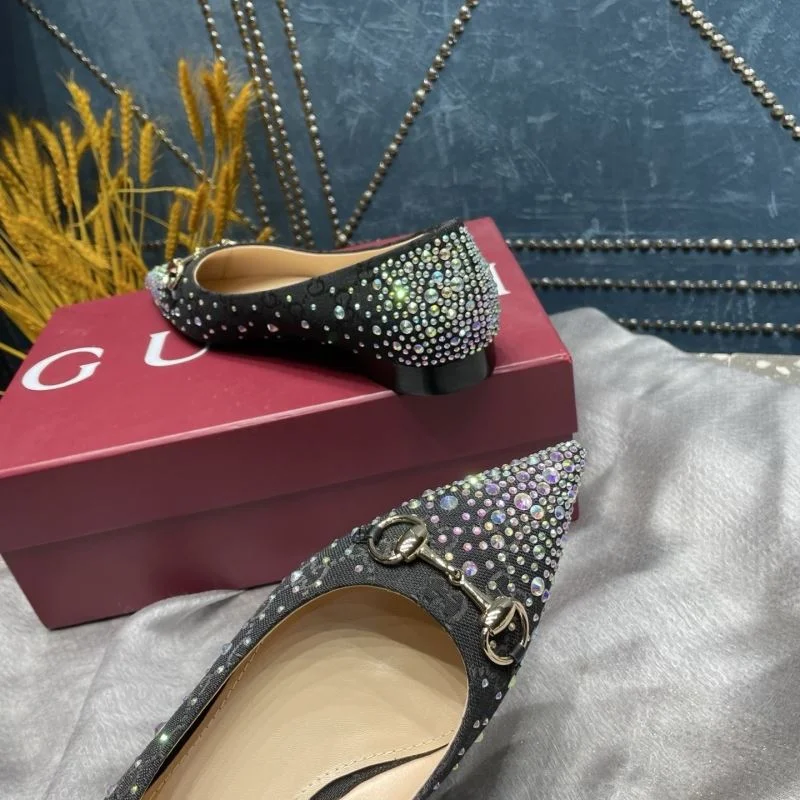 Gucci Low Shoes Breathable 26037