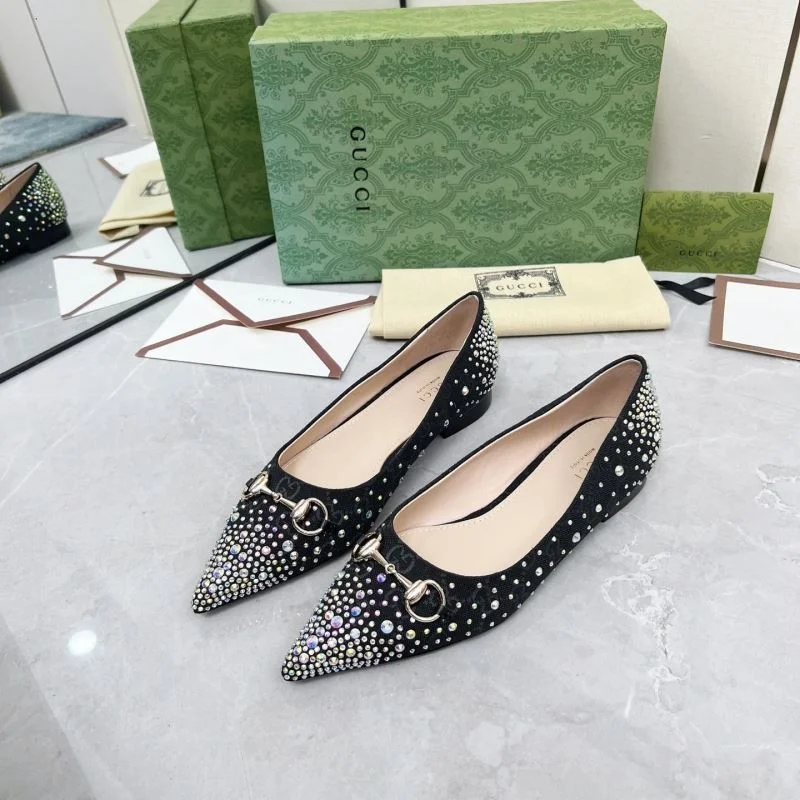 ModernLook Gucci Low Shoes 26047