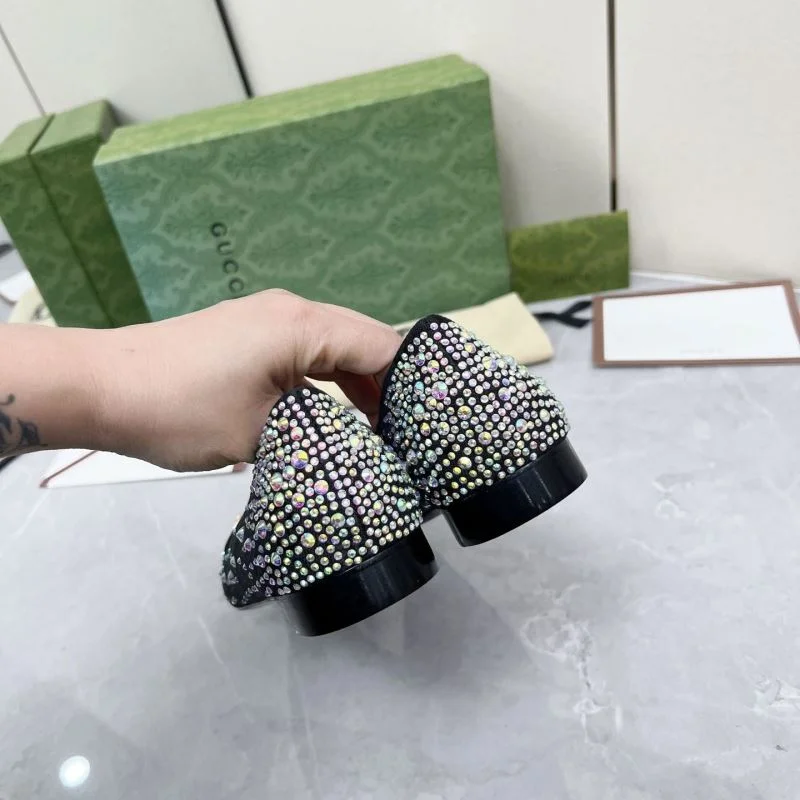 ModernLook Gucci Low Shoes 26047