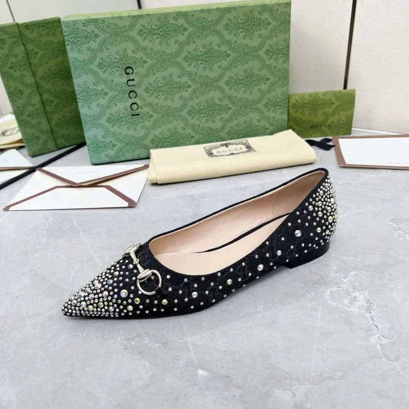 ModernLook Gucci Low Shoes 26047