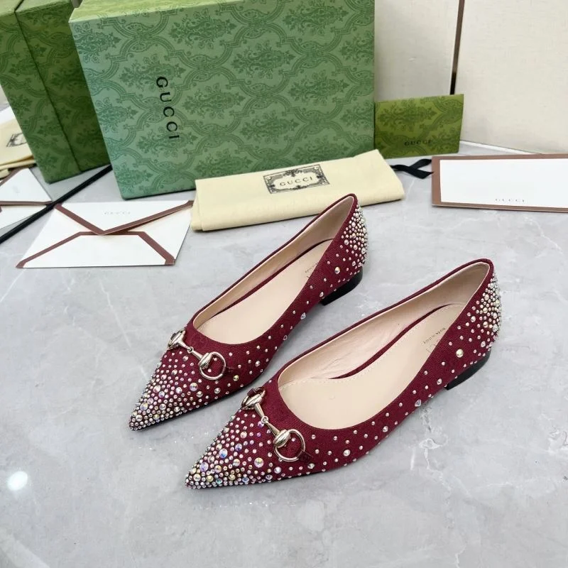 Elegant Gucci Low Shoes 26038