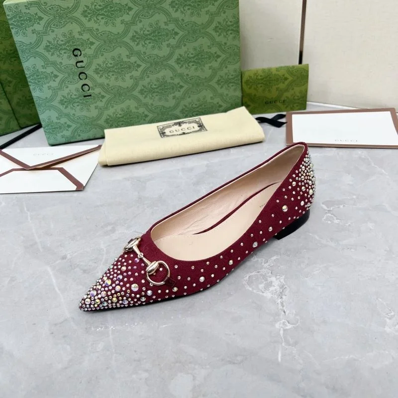 Elegant Gucci Low Shoes 26038