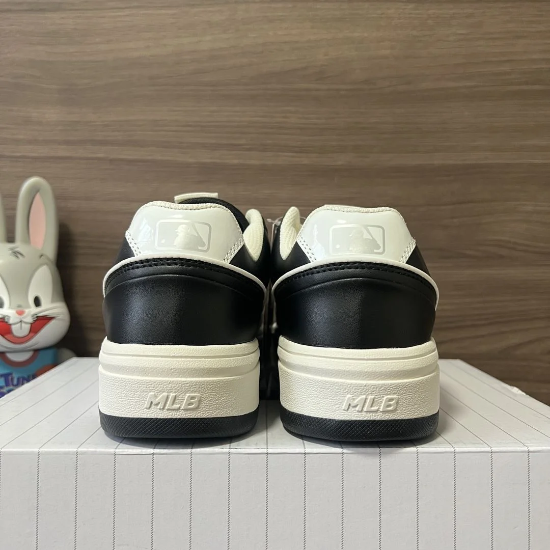 Casual Gucci Low Shoes 24498