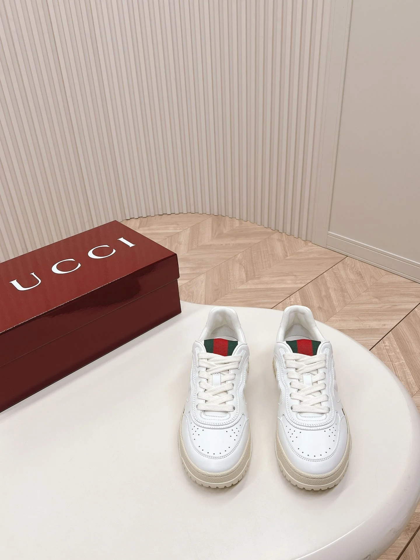 Gucci Low Shoes Comfortable 24470