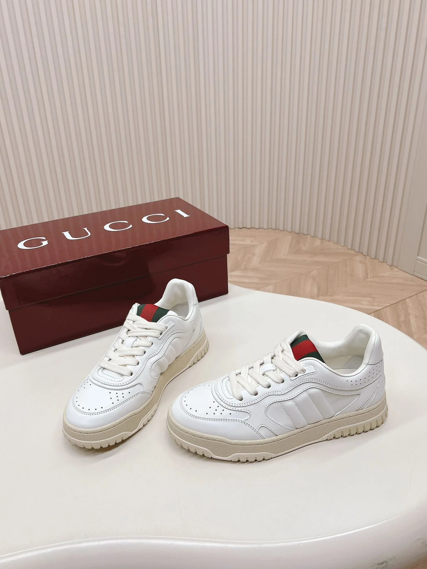 Gucci Low Shoes Comfortable 24470