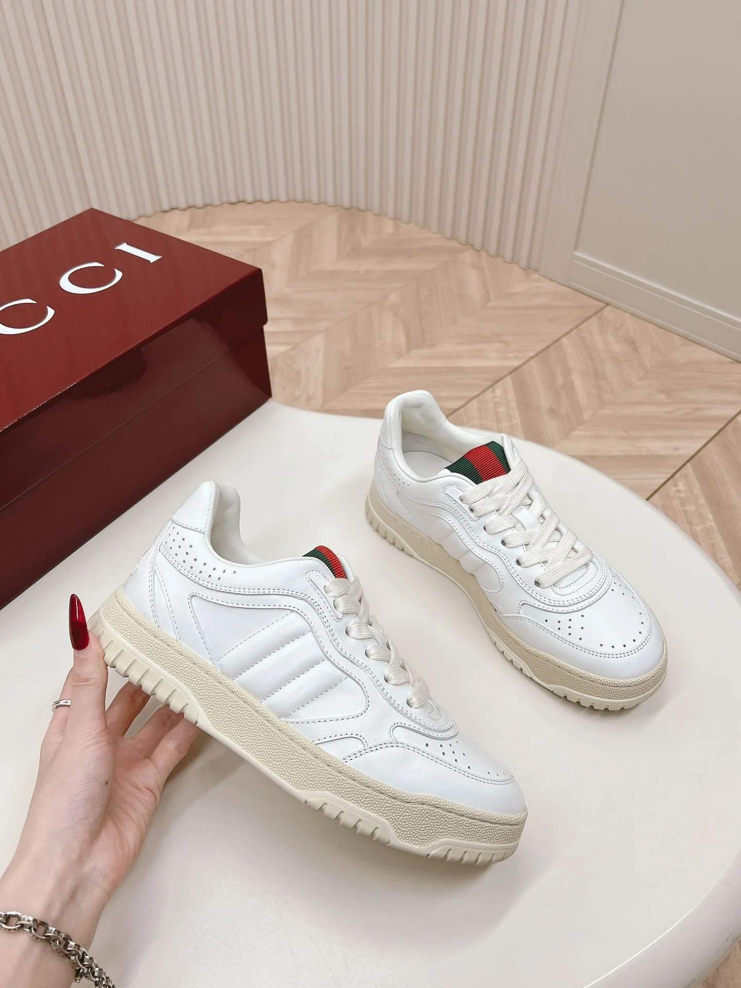 Gucci Low Shoes Comfortable 24470