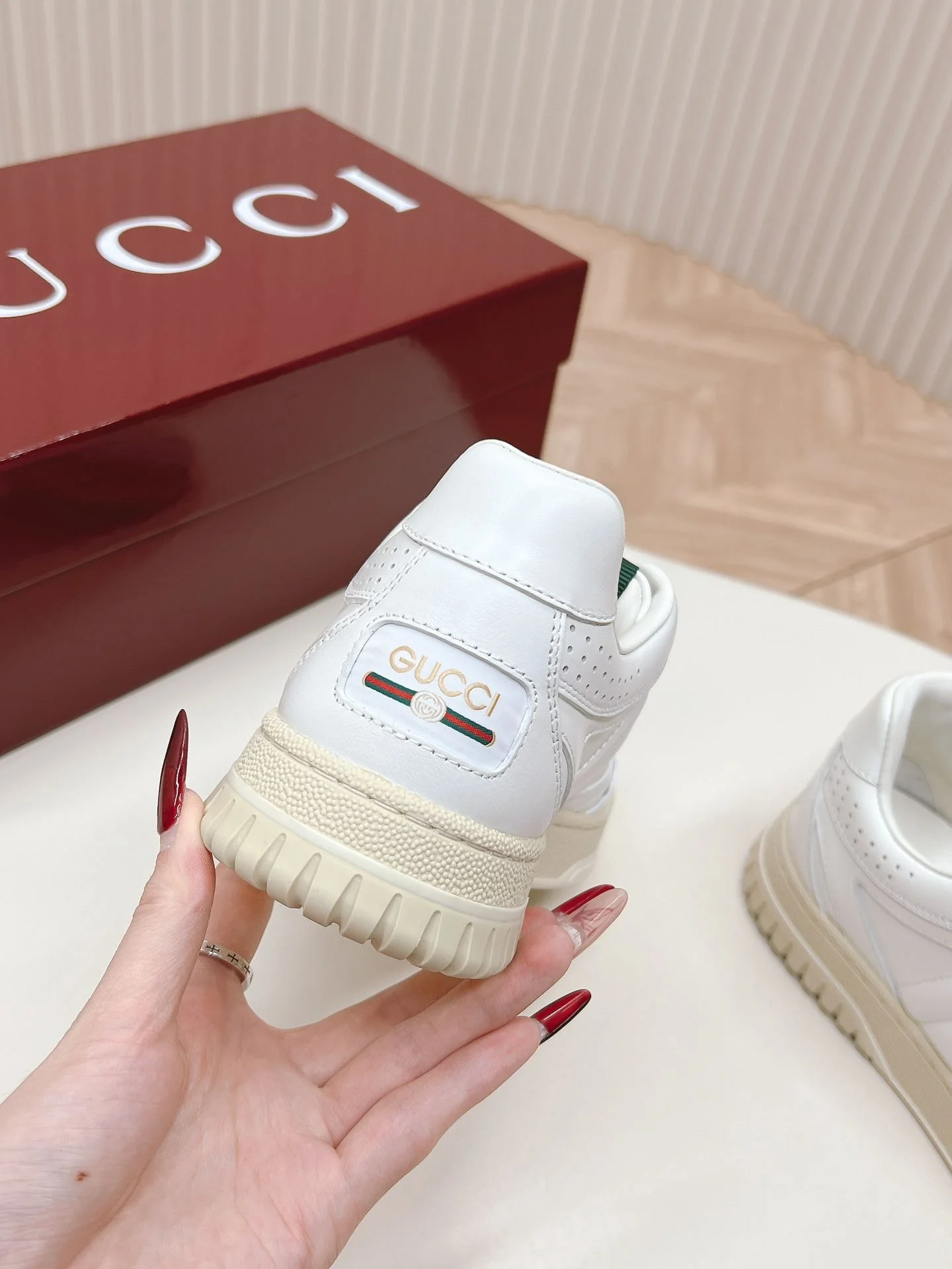 Gucci Low Shoes Comfortable 24470