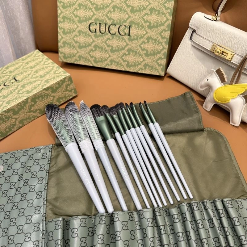 OdorResistant Gucci Makeup Brushe 267587