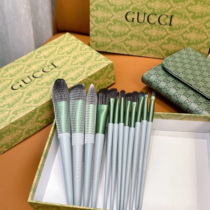 OdorResistant Gucci Makeup Brushe 267587