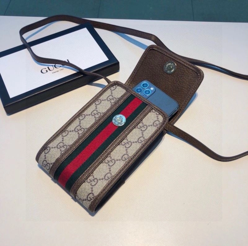 Versatile Gucci Mobile Cases 268094