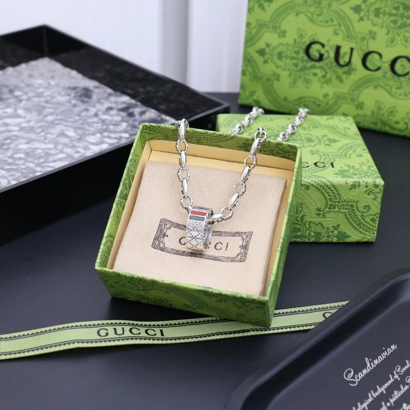TravelReady Gucci Necklaces 245962