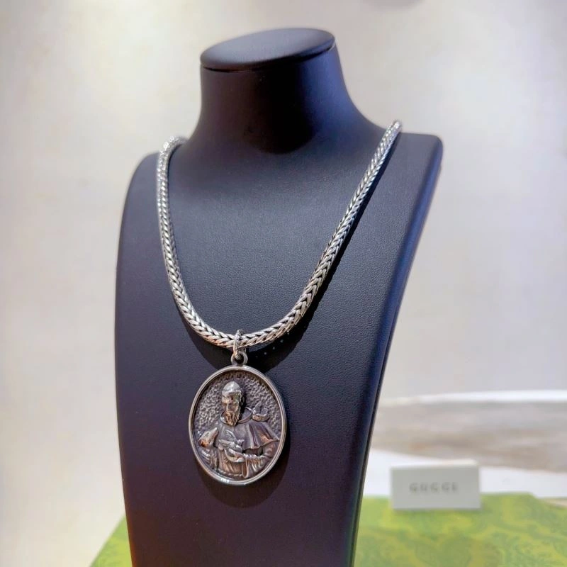 Bold Gucci Necklaces 245976