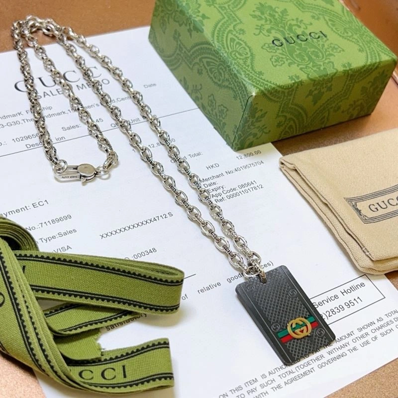 WaterResistant Gucci Necklaces 245964