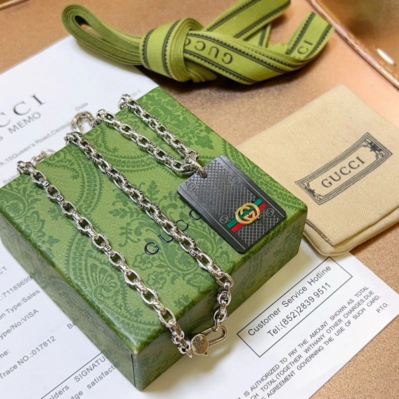 WaterResistant Gucci Necklaces 245964