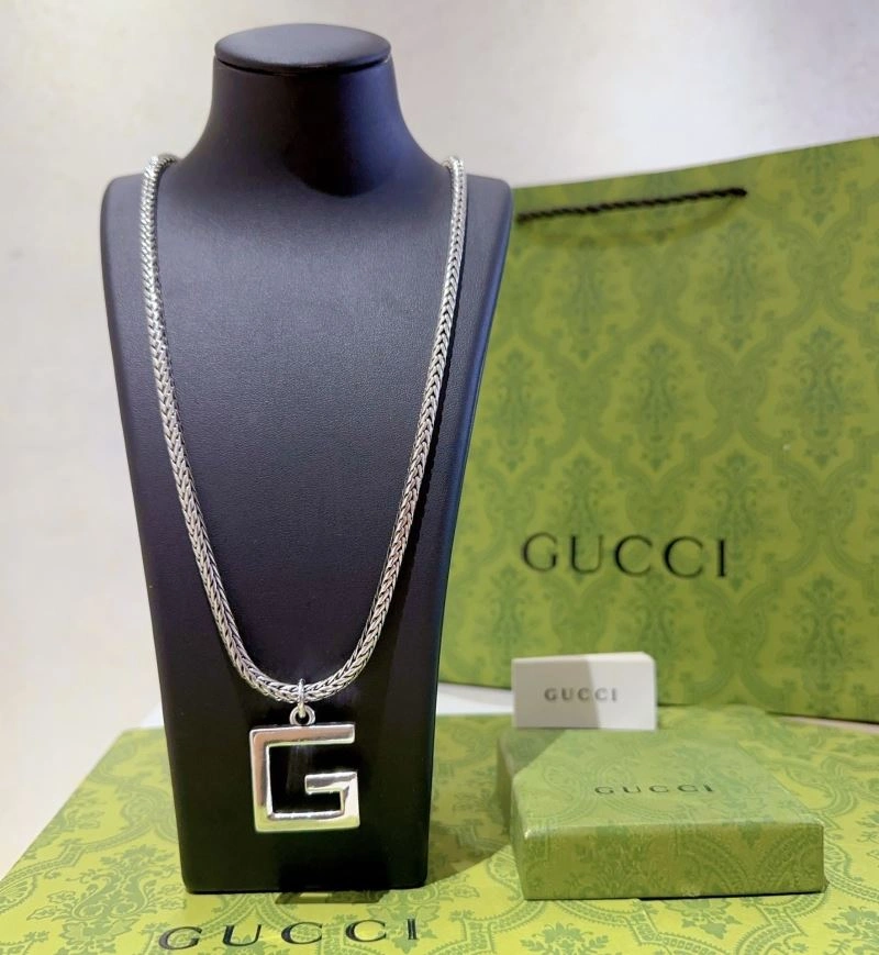Compact Gucci Necklaces 245957