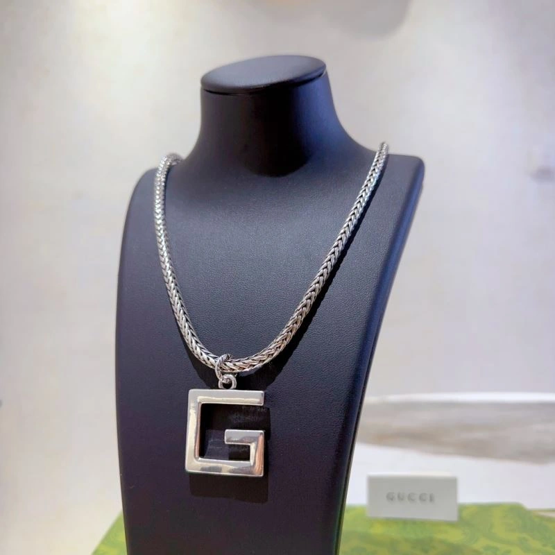 Compact Gucci Necklaces 245957