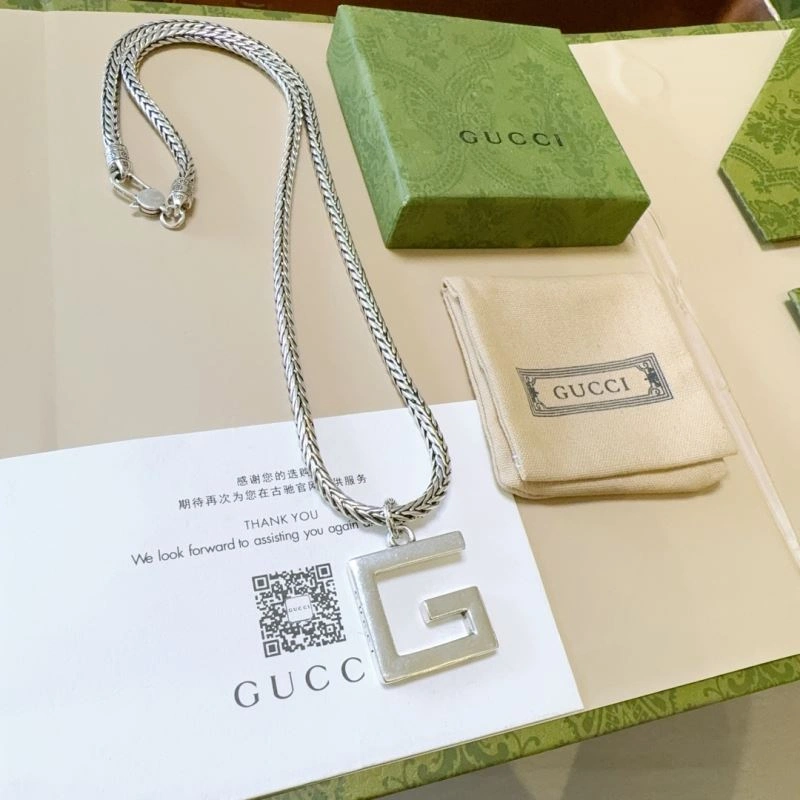 Compact Gucci Necklaces 245957