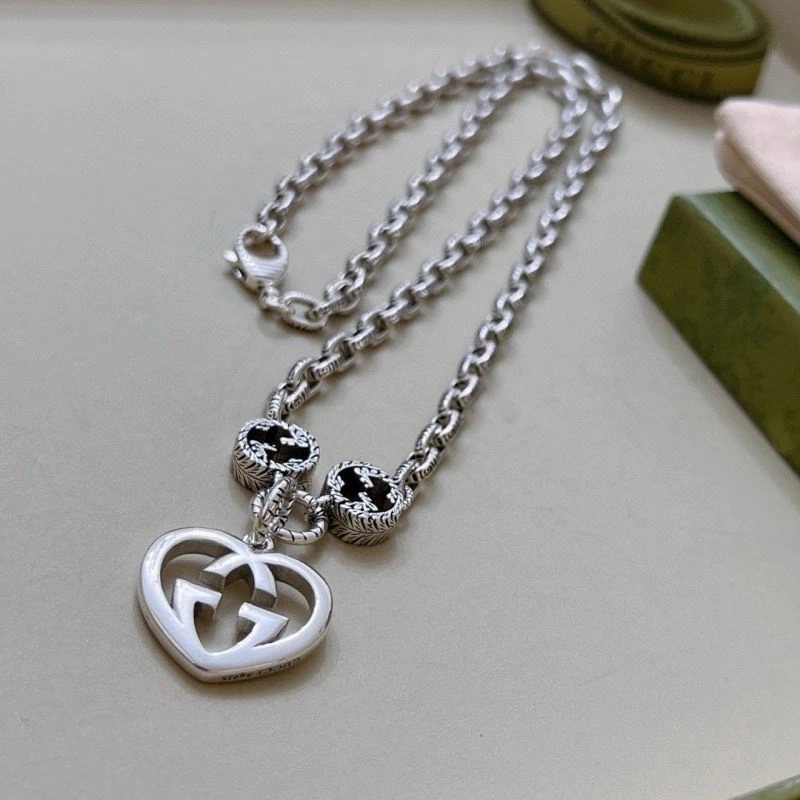 Gucci Necklaces Lightweight 245945