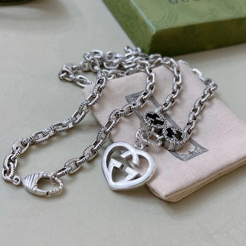 Gucci Necklaces Lightweight 245945