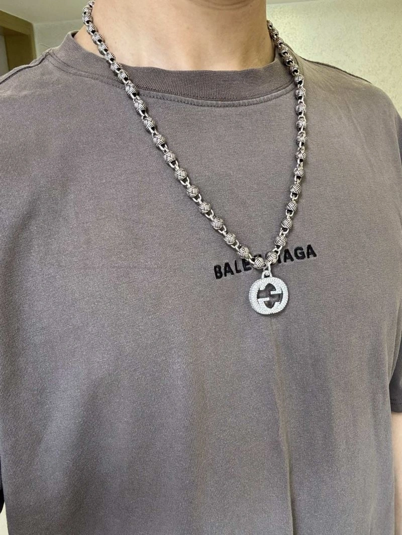 Snug Gucci Necklaces 245911