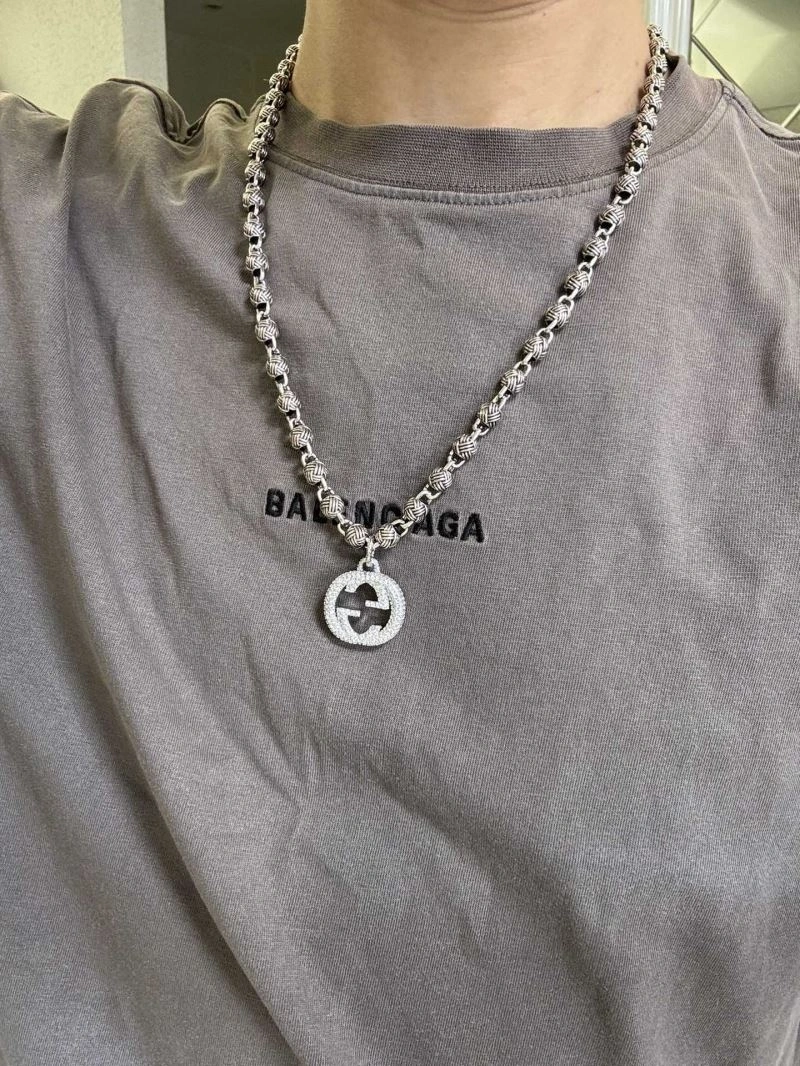 Snug Gucci Necklaces 245911