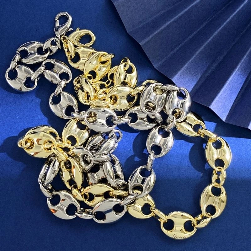 Unisex Gucci Necklaces 245860