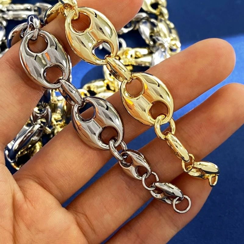 Unisex Gucci Necklaces 245860
