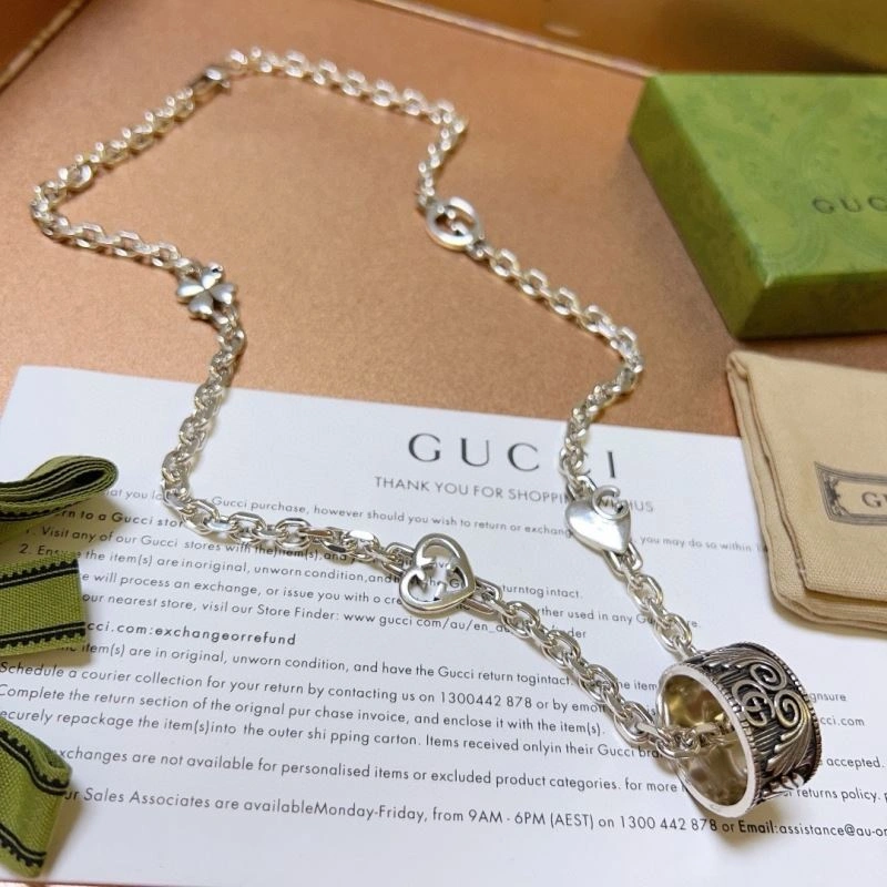 ComfortFit Gucci Necklaces 245838
