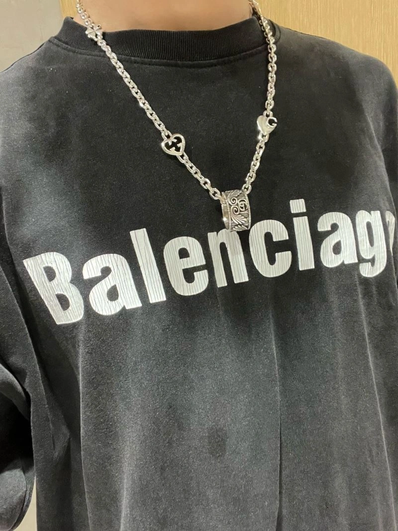ComfortFit Gucci Necklaces 245838