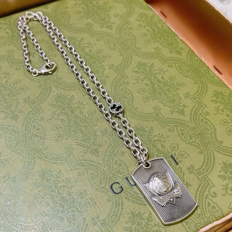 Gucci Necklaces Affordable 245830
