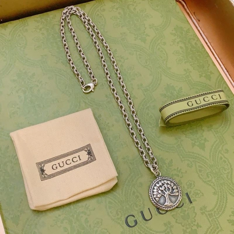 Gucci Necklaces Attractive 245820