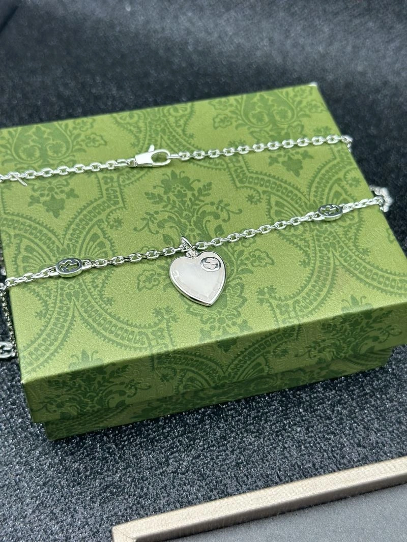 TravelReady Gucci Necklaces 245798