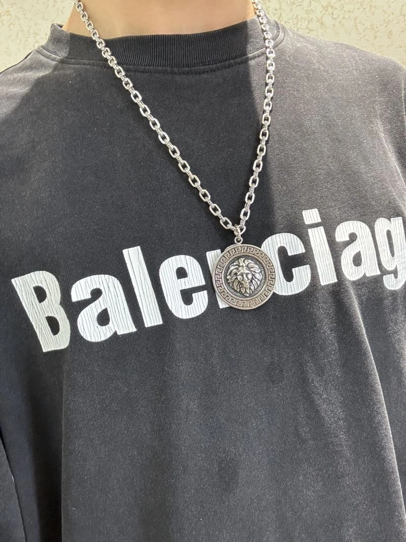 Comfortable Gucci Necklaces 246612