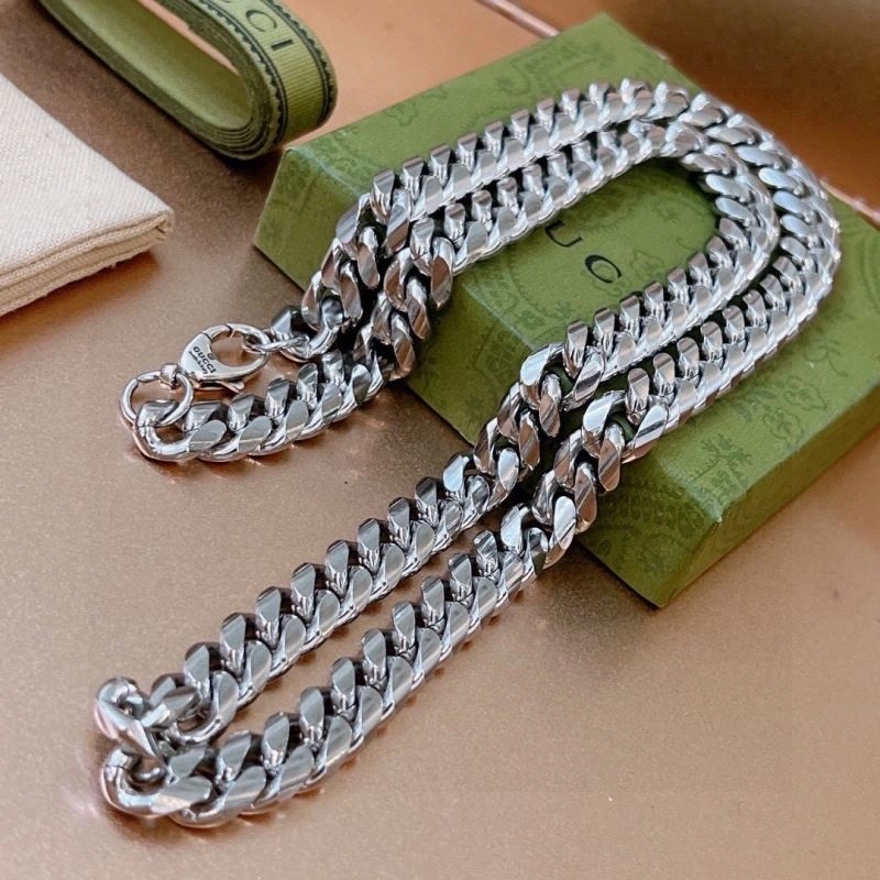 Modern Gucci Necklaces 246591