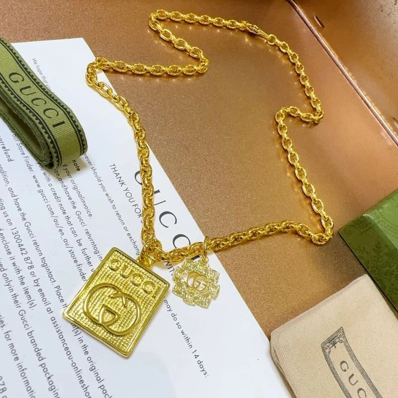 Gucci Necklaces Lightweight 246579