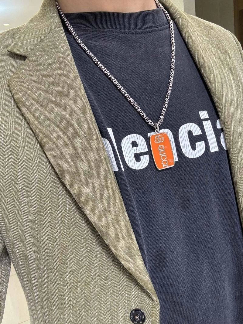 RelaxedFit Gucci Necklaces 246541
