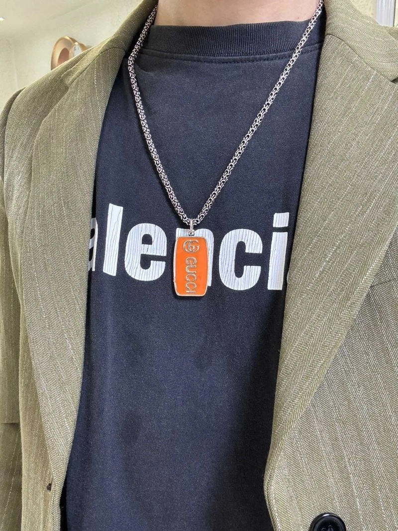 RelaxedFit Gucci Necklaces 246541