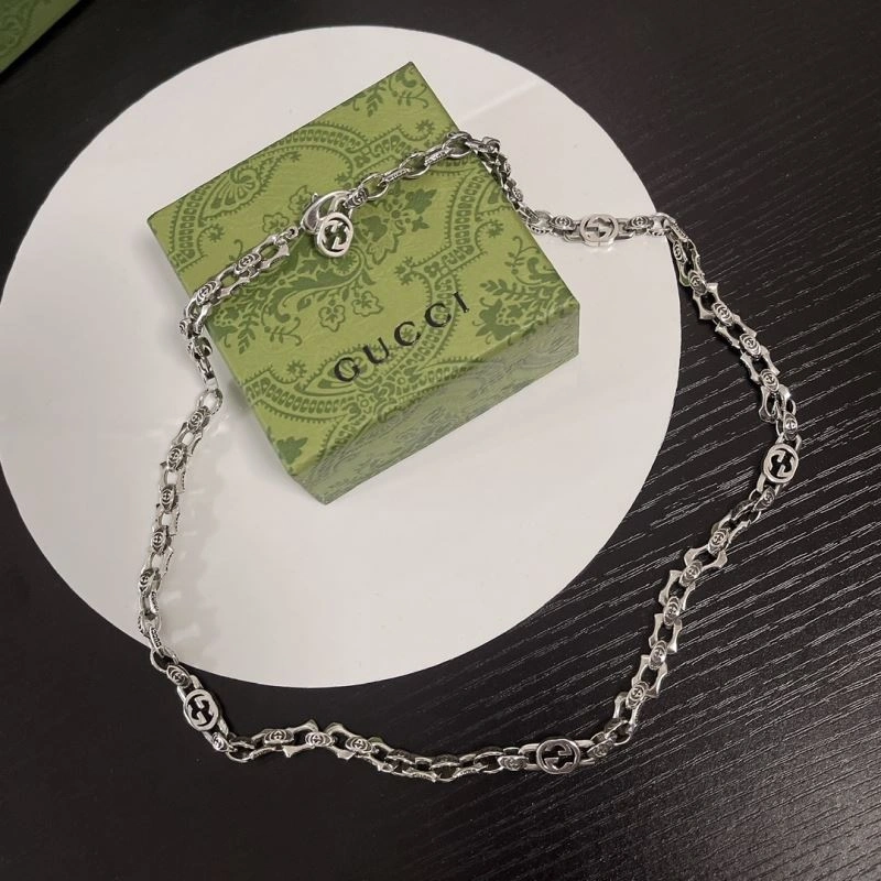 Sporty Gucci Necklaces 246561