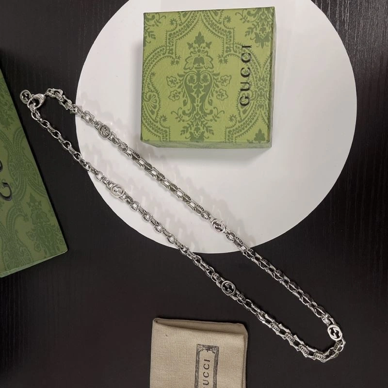 Sporty Gucci Necklaces 246561