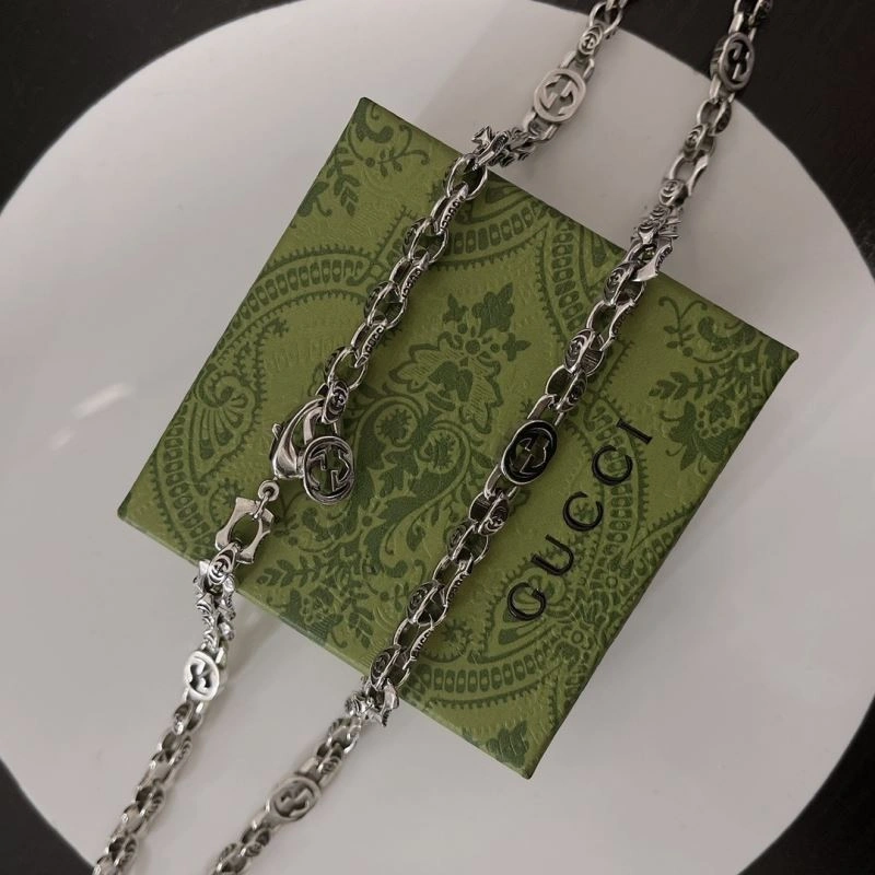 Sporty Gucci Necklaces 246561