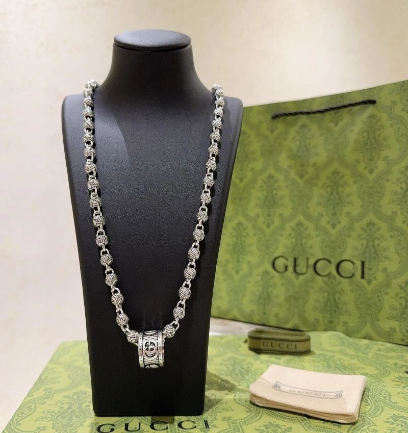 Snug Gucci Necklaces 246552