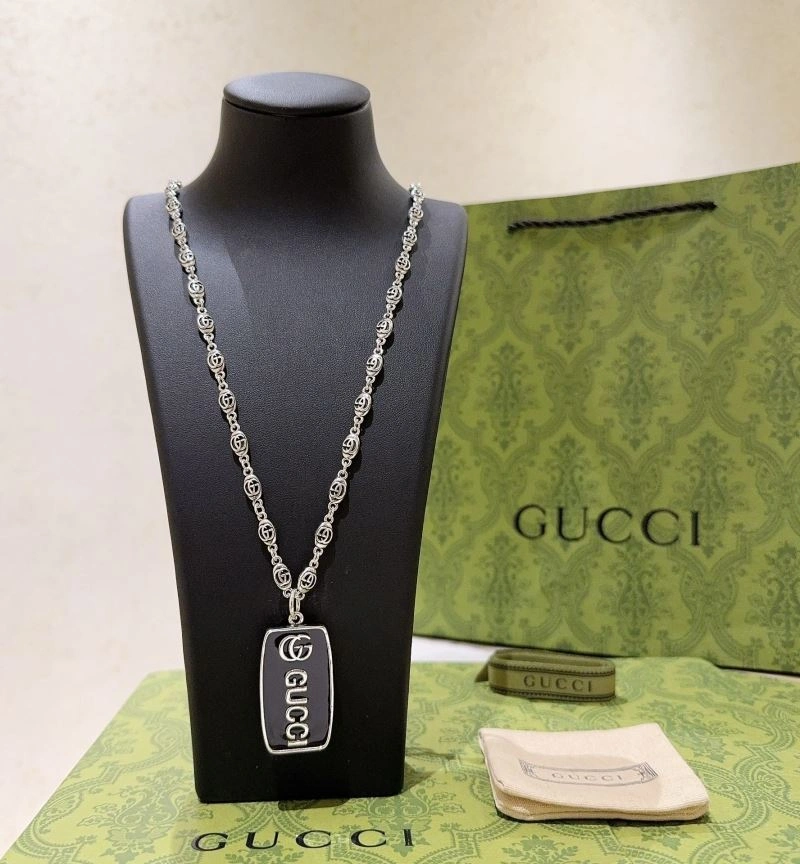 Snug Gucci Necklaces 246537