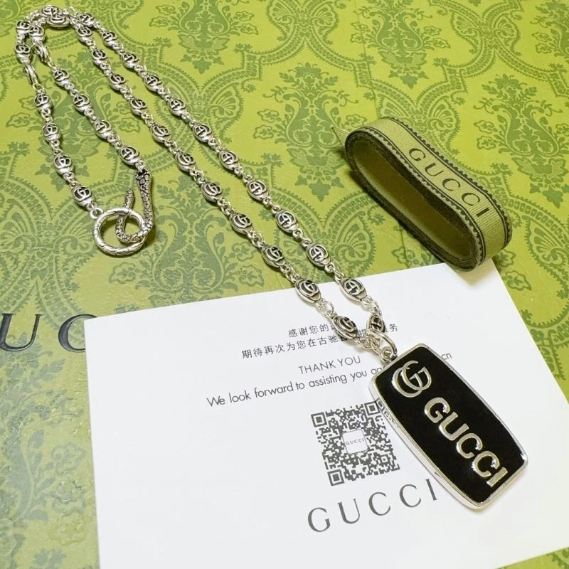 Snug Gucci Necklaces 246537
