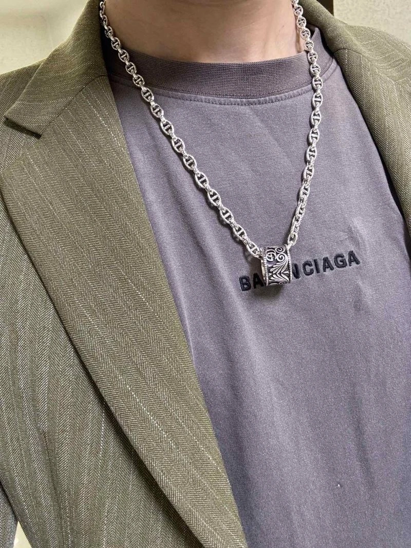 WaterResistant Gucci Necklaces 246533