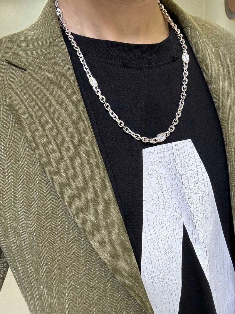 Gucci Necklaces Stylish 246529