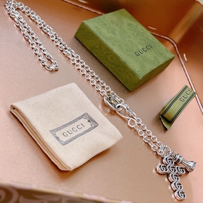Attractive Gucci Necklaces 246511