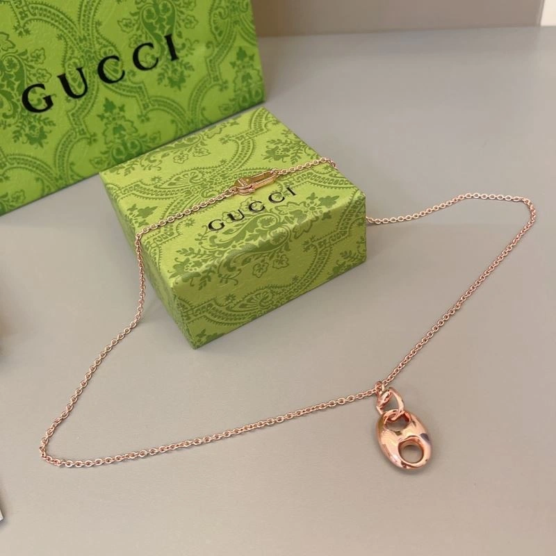 Chic Gucci Necklaces 246526