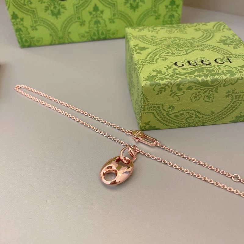 Chic Gucci Necklaces 246526