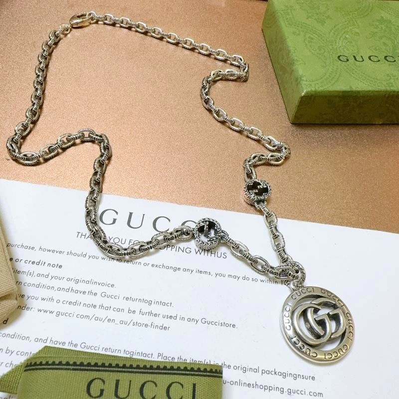WaterResistant Gucci Necklaces 246481