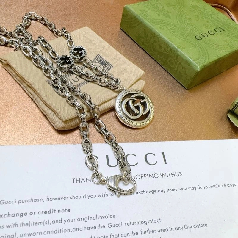 WaterResistant Gucci Necklaces 246481